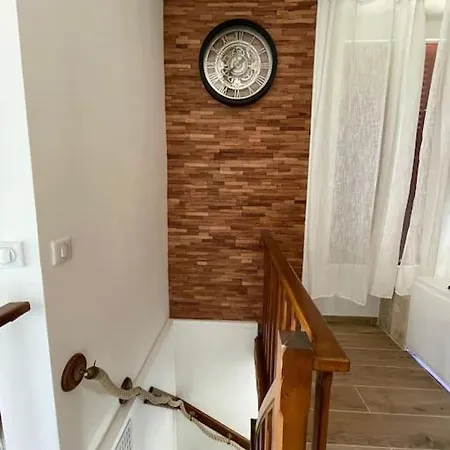 D'amour Et Detente Jacuzzi, Sauna Et Massage