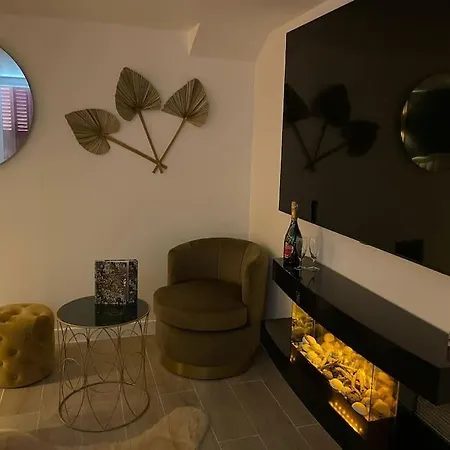Apartmán D'amour Et Detente Jacuzzi, Sauna Et Massage