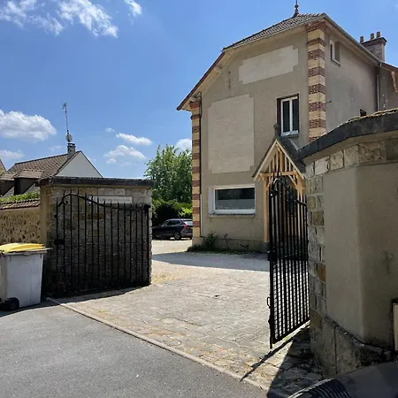 Apartmán D'amour Et Detente Jacuzzi, Sauna Et Massage Chartrettes